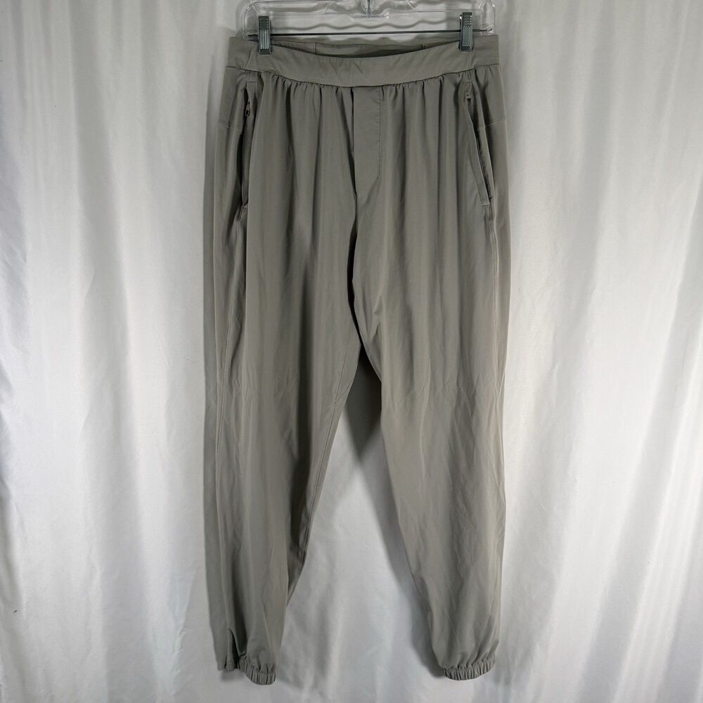 Lululemon Joggers Women's Large Khaki Pull On Zip Pockets Lightweight